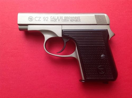 Pistola CZ 92 Cal.6,35 Usada, Como Nova (VENDIDA)