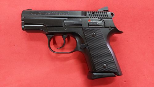 Pistola CZ 2075 RAMI Cal.9x19 Como Nova (VENDIDA)