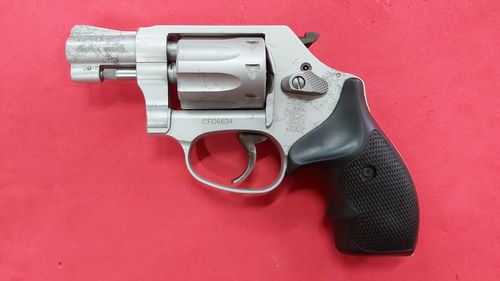 Revólver Smith & Wesson 317-2 Cal.22lr