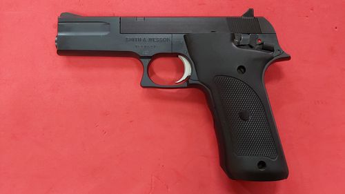 Pistola Smith & Wesson 422 Cal.22lr Bom Estado